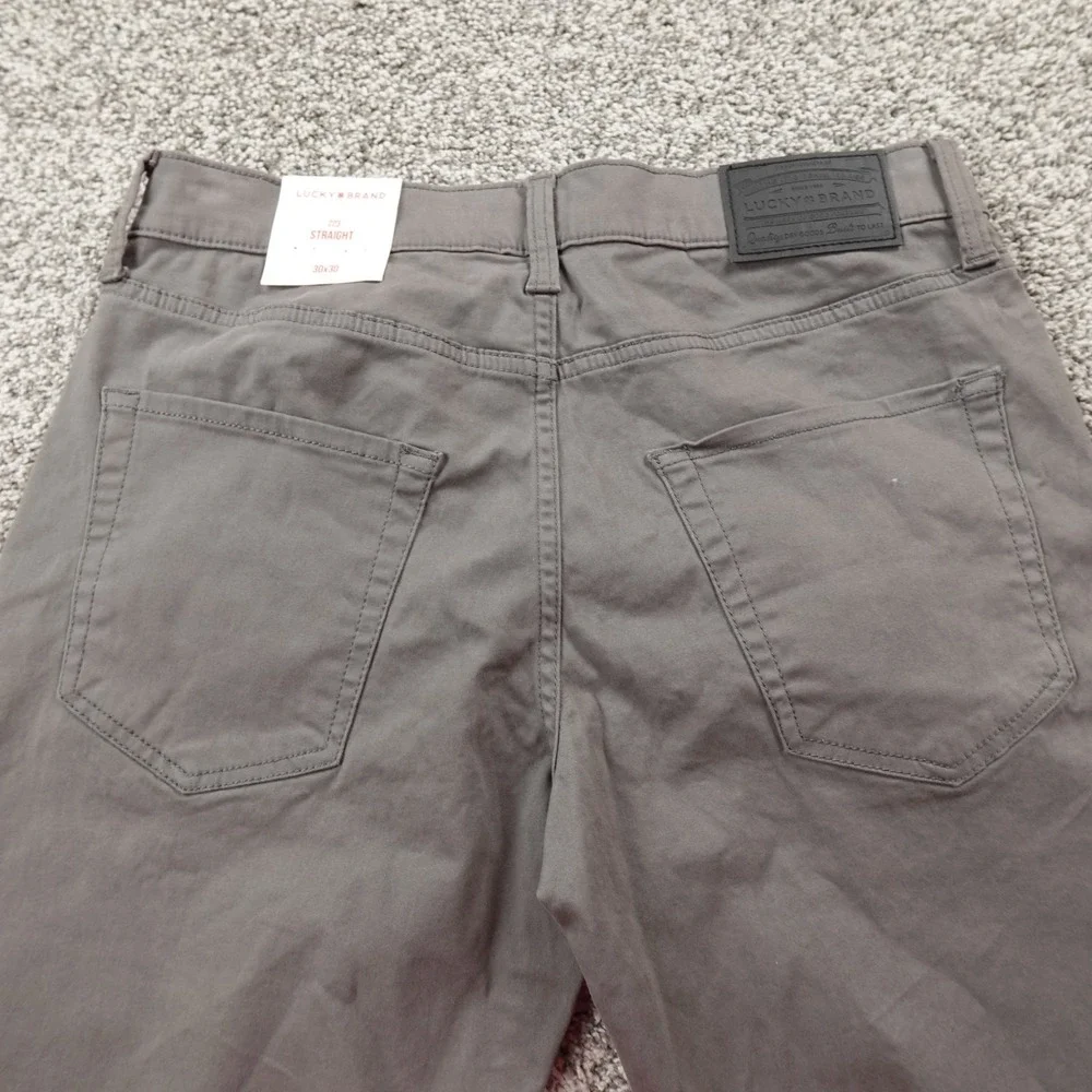 NEW Lucky Brand Jeans Mens‎ 30X30 Gray Denim Pants 223 Straight Stretch Preppy